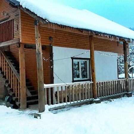 Gostynna Hata Hotel Mykulychyn Exterior photo